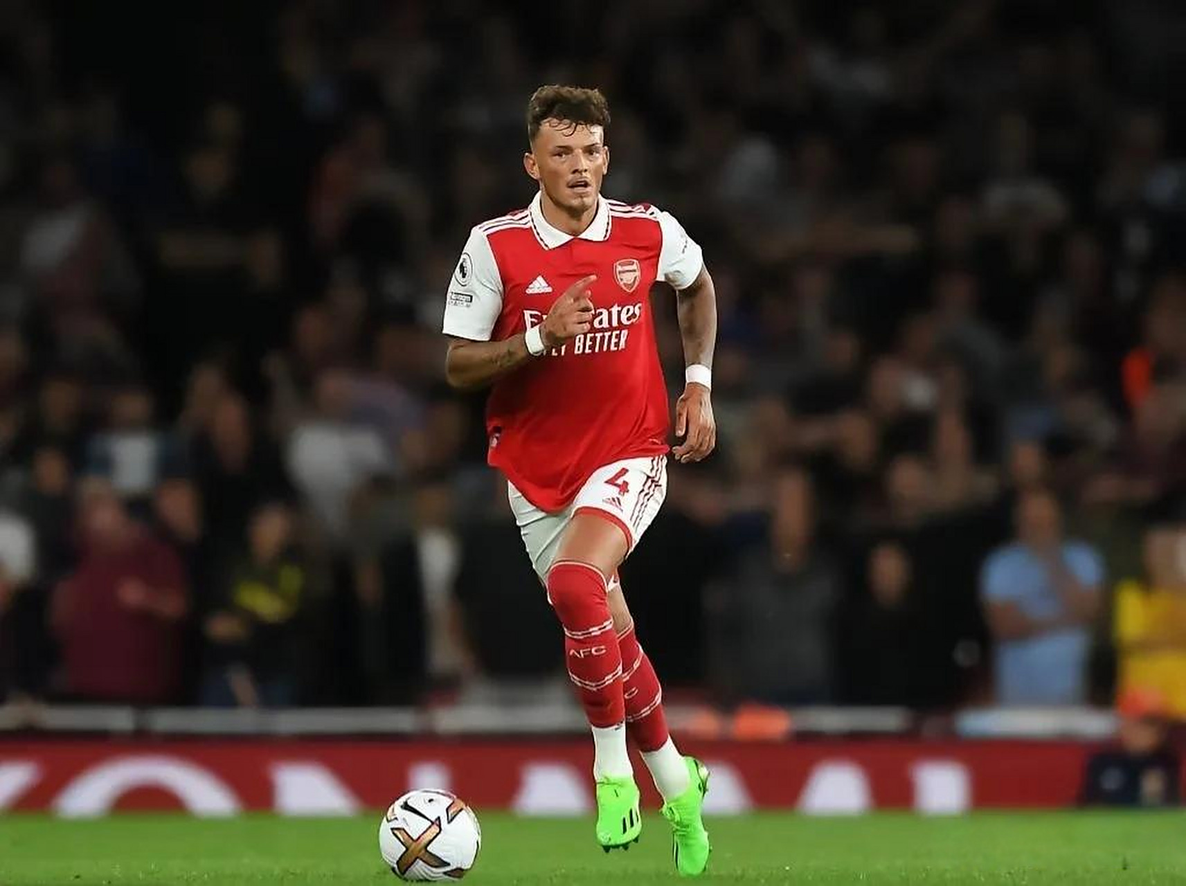 三喜临门！史诗级里程碑达成：爱德华兹致敬科比！